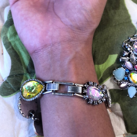 Ella & Elly Bracelet - Picture 3 of 6